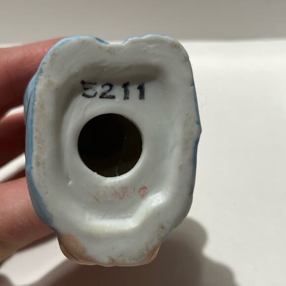 Set of 3 vintage porcelain children figurines - Picture 5 of 11